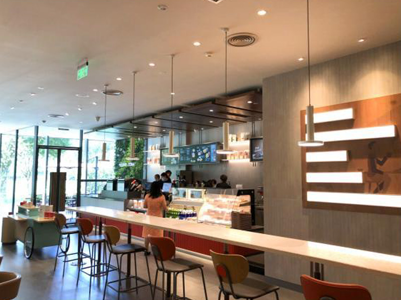 Cu instituția în 2009